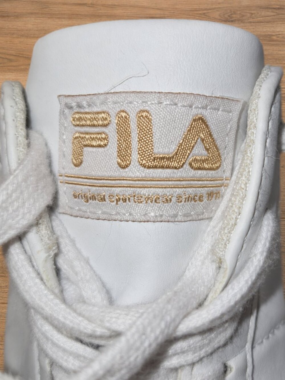 Fila Sneakers Women's Size 6.5 White Rose Gold Accents Low Top - Picture 8 of 10